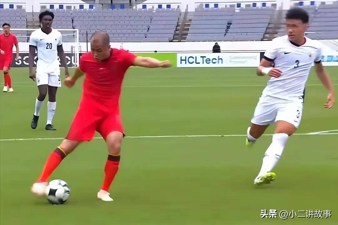 关于东亚杯-黄政宇首球国足两中框1-0中国香港的信息