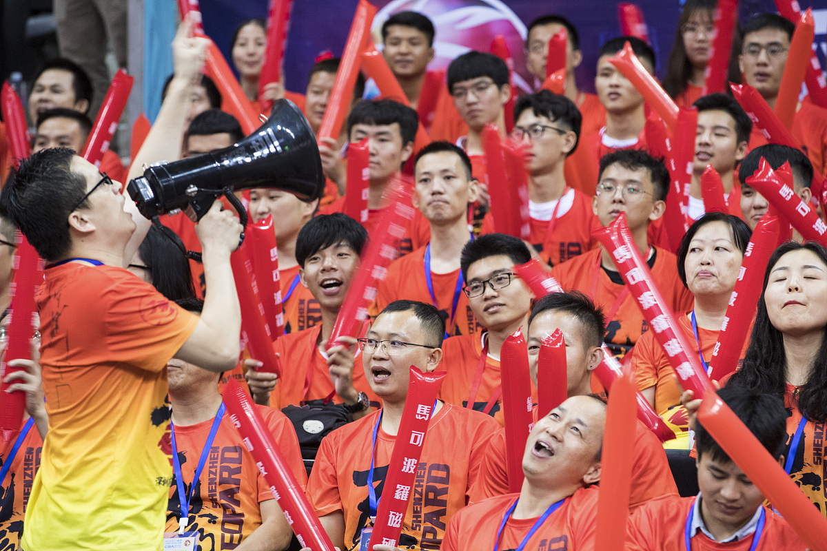 中欧体育app-运动员们在比赛中取得精彩胜利
